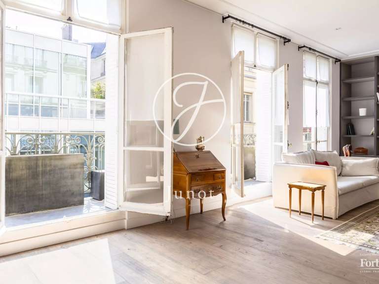 Appartement Paris 16e - 4 chambres - 257m²
