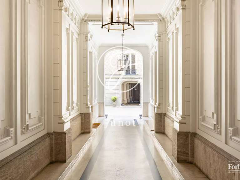 Appartement Paris 16e - 4 chambres - 257m²