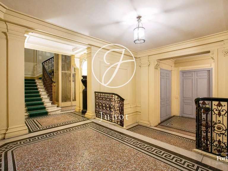 Apartment Paris 16e - 7 bedrooms - 300m²