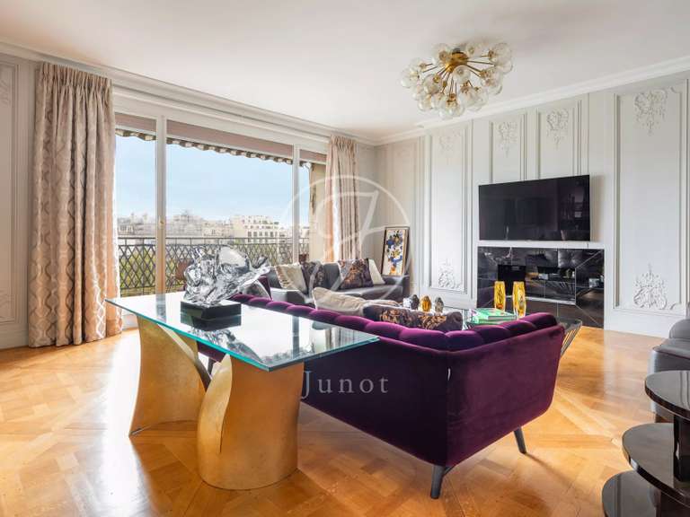 Appartement Paris 16e - 4 chambres - 207m²