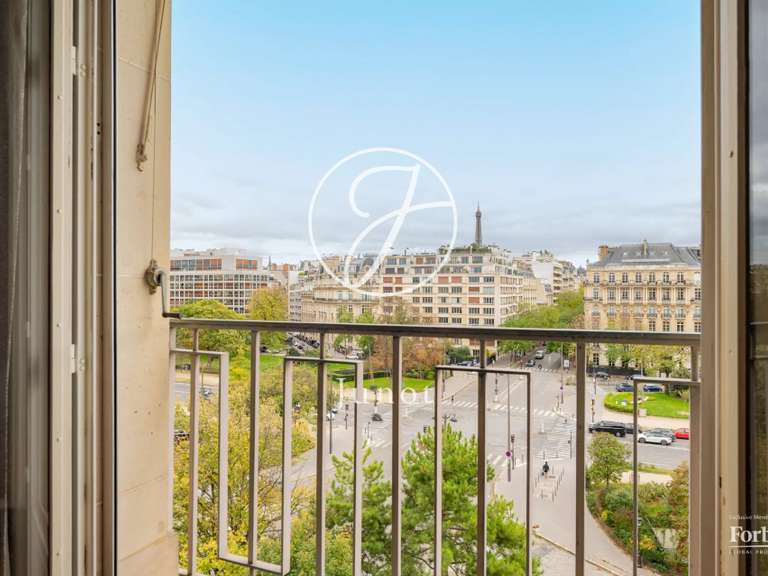 Appartement Paris 16e - 4 chambres - 207m²