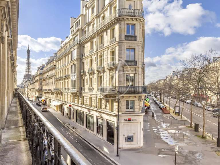 Appartement Paris 16e - 4 chambres - 205m²