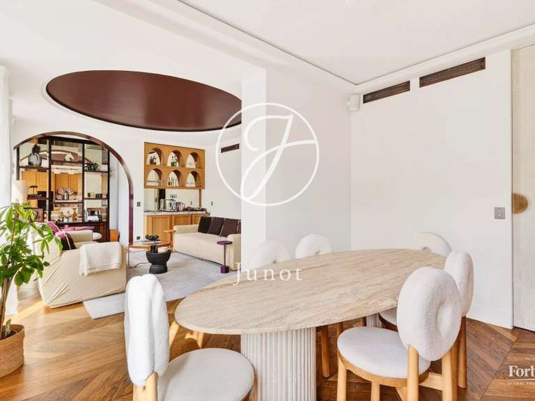 Appartement Paris 16e - 2 chambres - 91m²