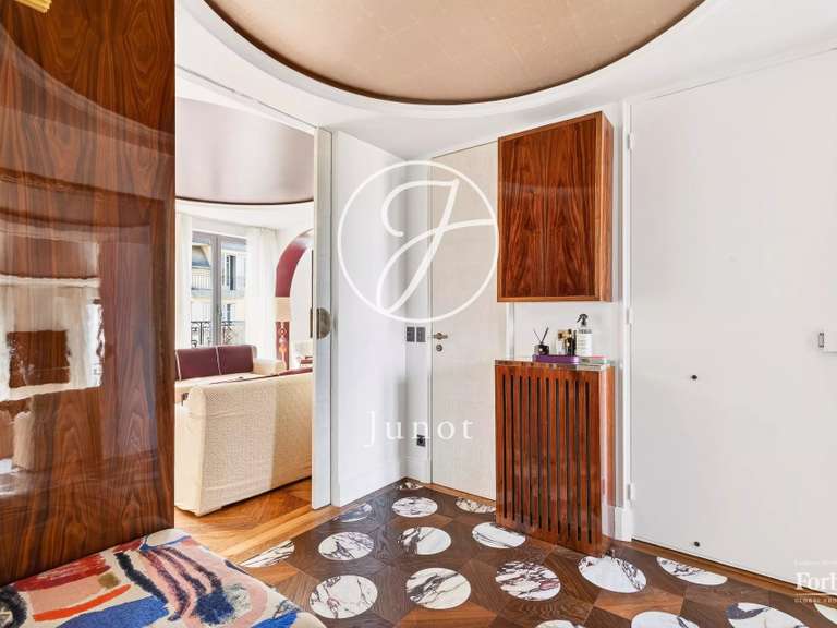 Appartement Paris 16e - 2 chambres - 91m²