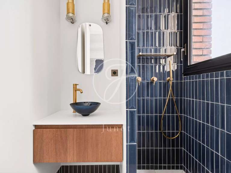 Appartement Paris 16e - 2 chambres - 91m²