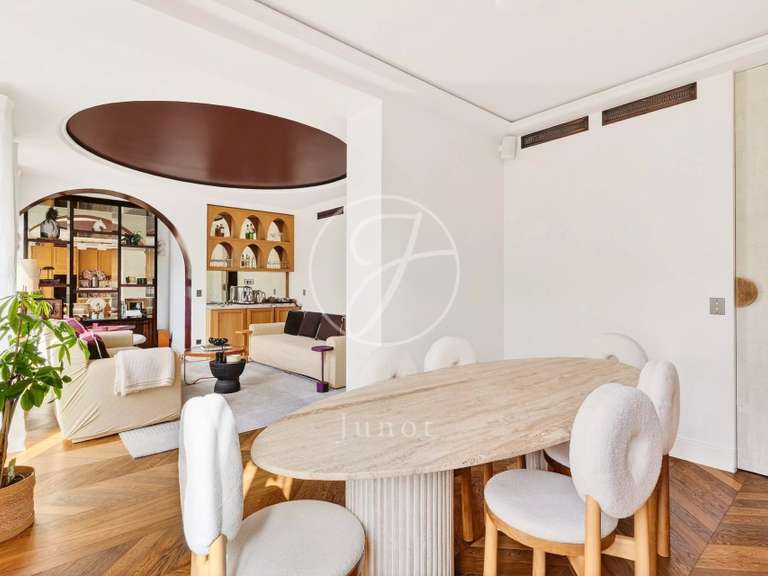 Appartement Paris 16e - 2 chambres - 91m²