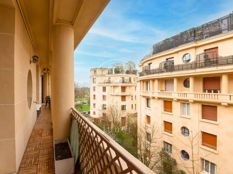 Appartement Paris 16e - 3 chambres - 286m²