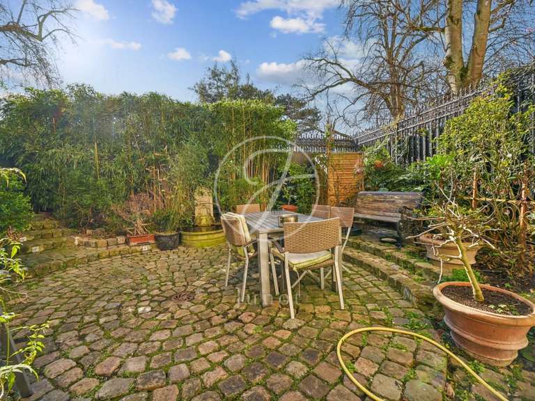 Appartement Paris 16e - 3 chambres - 310m²