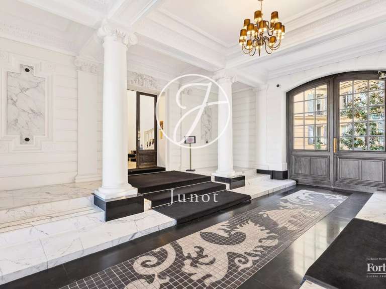 Appartement Paris 16e - 2 chambres - 89m²