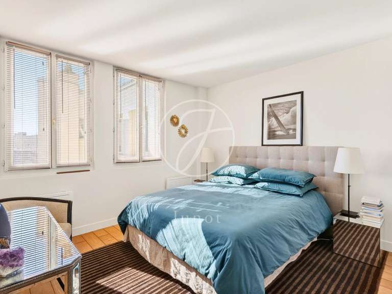 Appartement Paris 16e - 2 chambres - 89m²