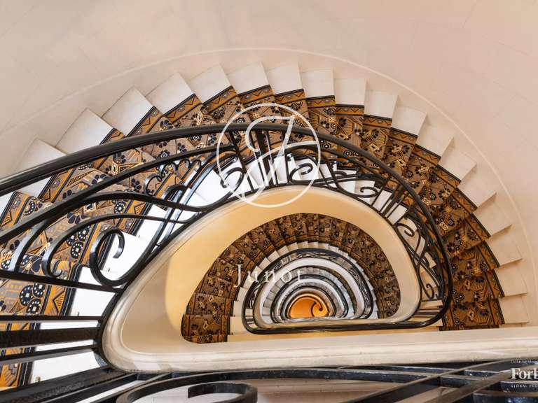 Appartement Paris 16e - 5 chambres - 511m²