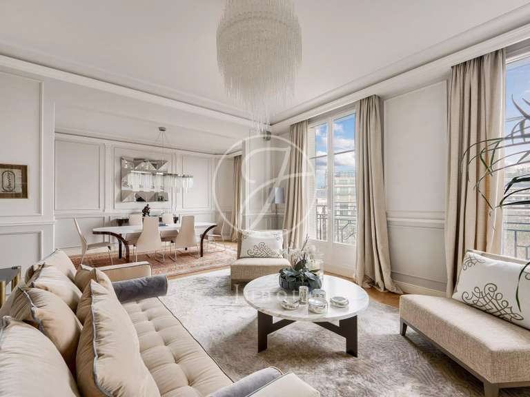 Apartment Paris 16e - 4 bedrooms - 211m²