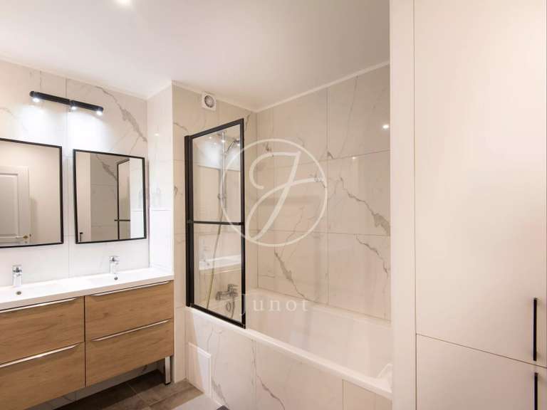 Apartment Paris 16e - 2 bedrooms - 89m²