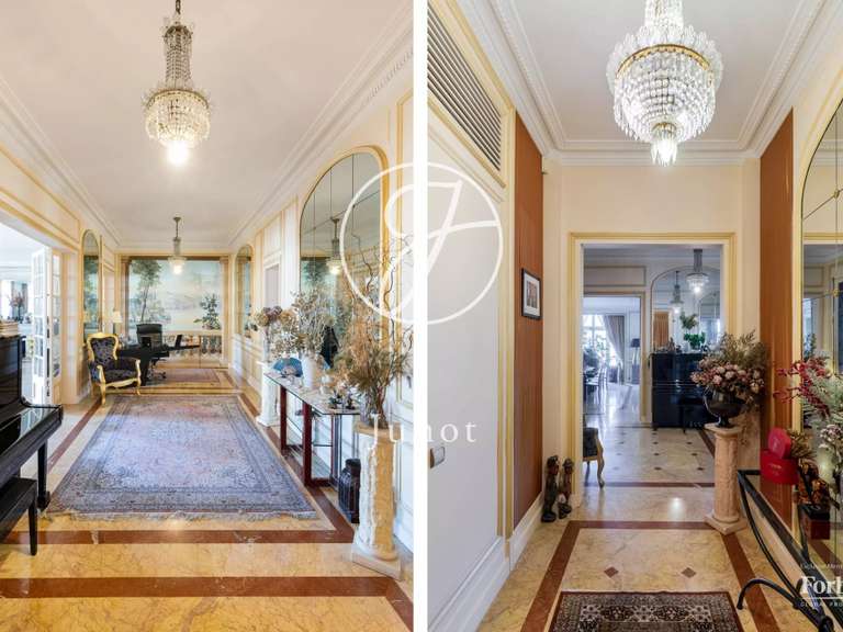 Appartement Paris 16e - 4 chambres - 252m²