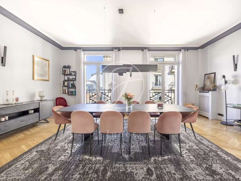 Apartment Paris 16e - 5 bedrooms - 337m²