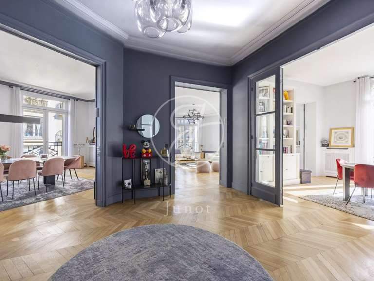 Apartment Paris 16e - 5 bedrooms - 337m²