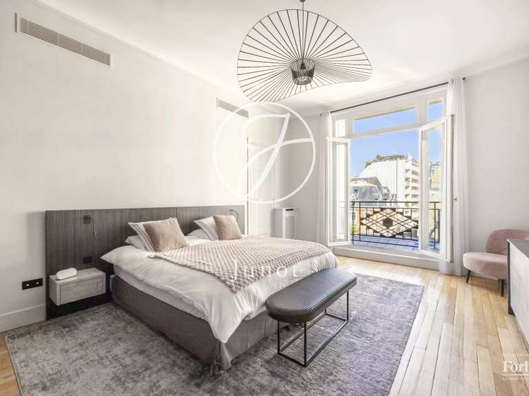 Appartement Paris 16e - 5 chambres - 337m²