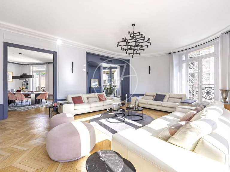 Appartement Paris 16e - 5 chambres - 337m²
