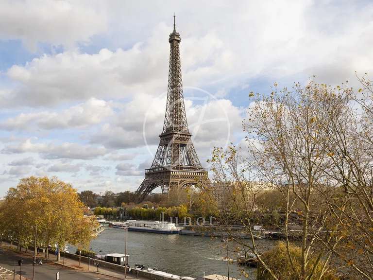 Appartement Paris 16e - 4 chambres - 245m²