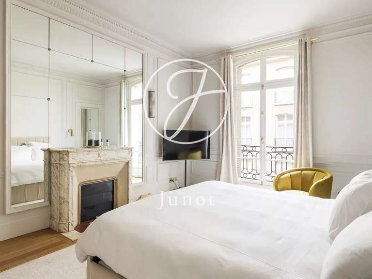 Apartment Paris 16e - 4 bedrooms - 245m²