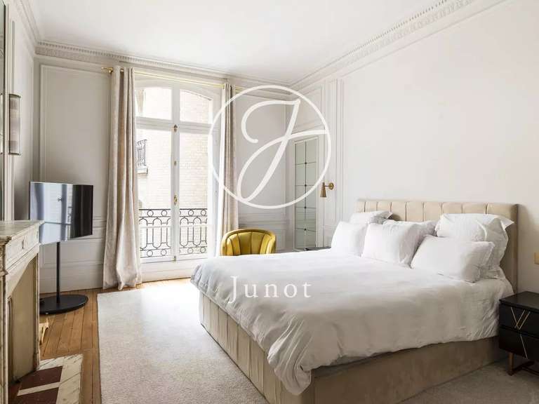 Apartment Paris 16e - 4 bedrooms - 245m²