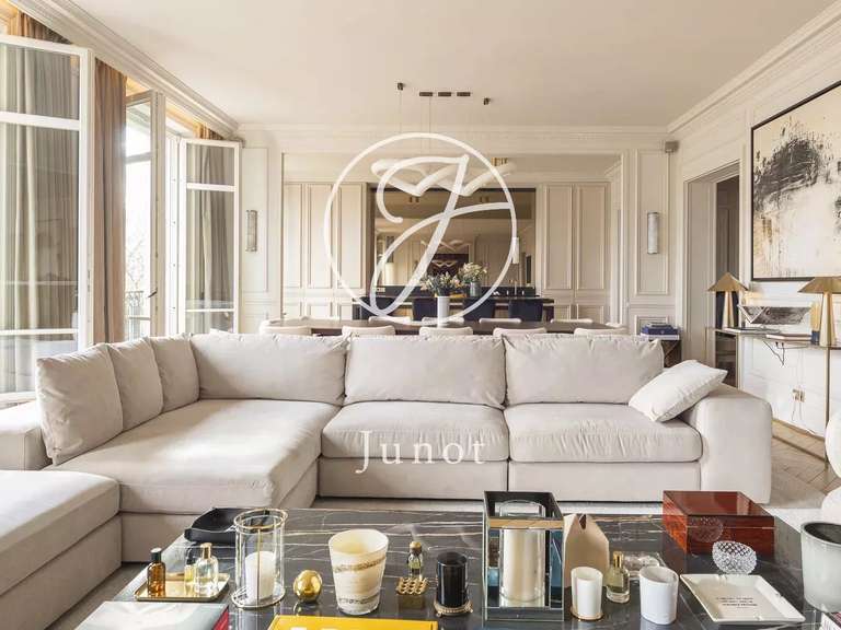 Apartment Paris 16e - 4 bedrooms - 245m²