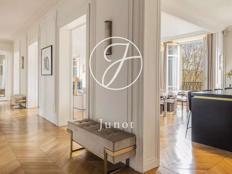 Apartment Paris 16e - 4 bedrooms - 245m²