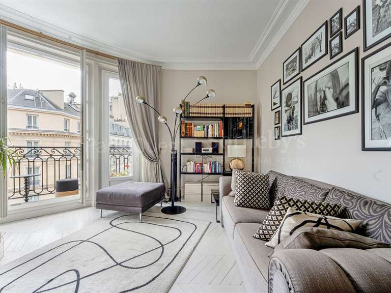 Appartement Paris 16e - 2 chambres - 83m²