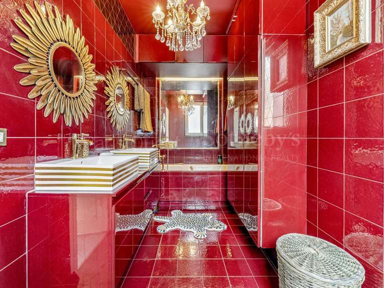 Appartement Paris 16e - 2 chambres - 83m²