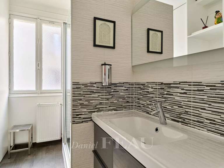 Apartment Paris 16e - 4 bedrooms - 135m²