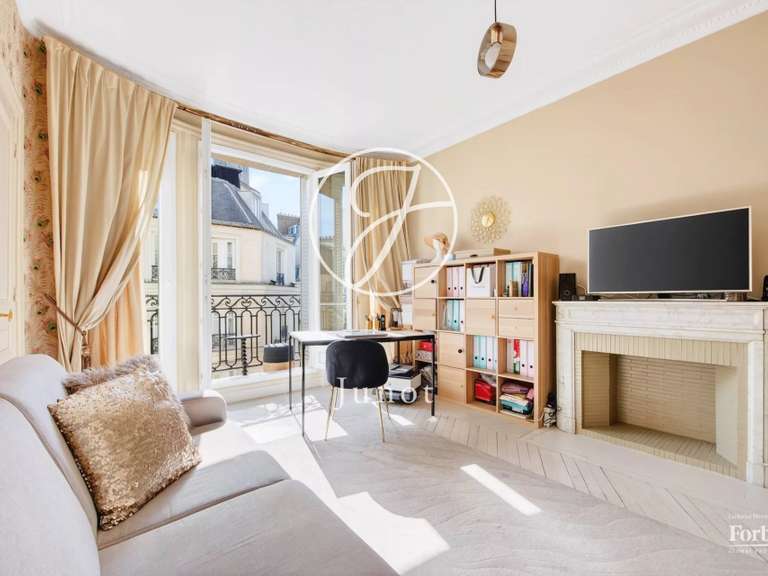 Appartement Paris 16e - 2 chambres - 83m²