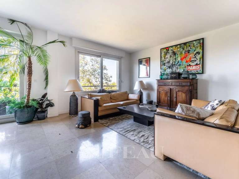 Appartement Paris 16e - 4 chambres - 206m²