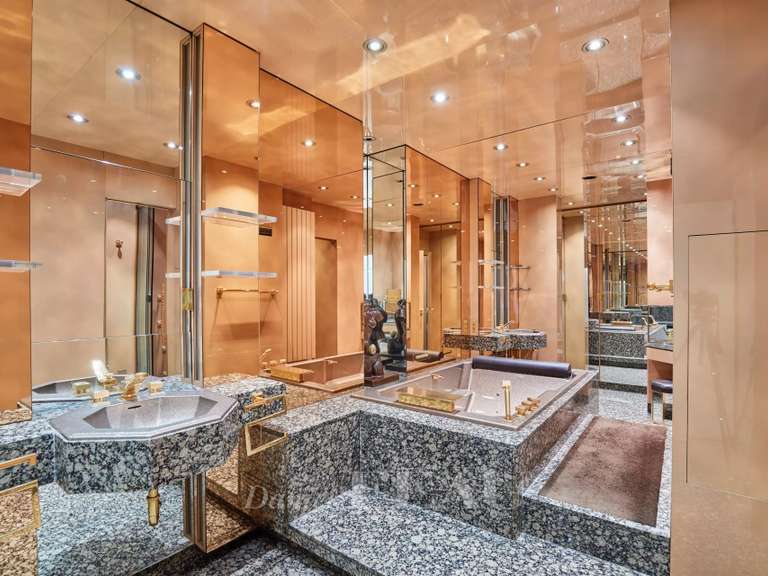 Apartment Paris 16e - 4 bedrooms - 230m²