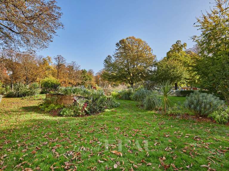 Apartment Paris 16e - 4 bedrooms - 230m²