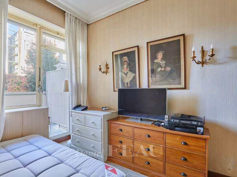 Apartment Paris 16e - 4 bedrooms - 230m²
