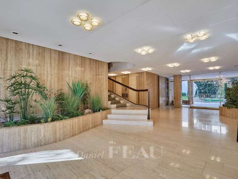 Apartment Paris 16e - 4 bedrooms - 230m²