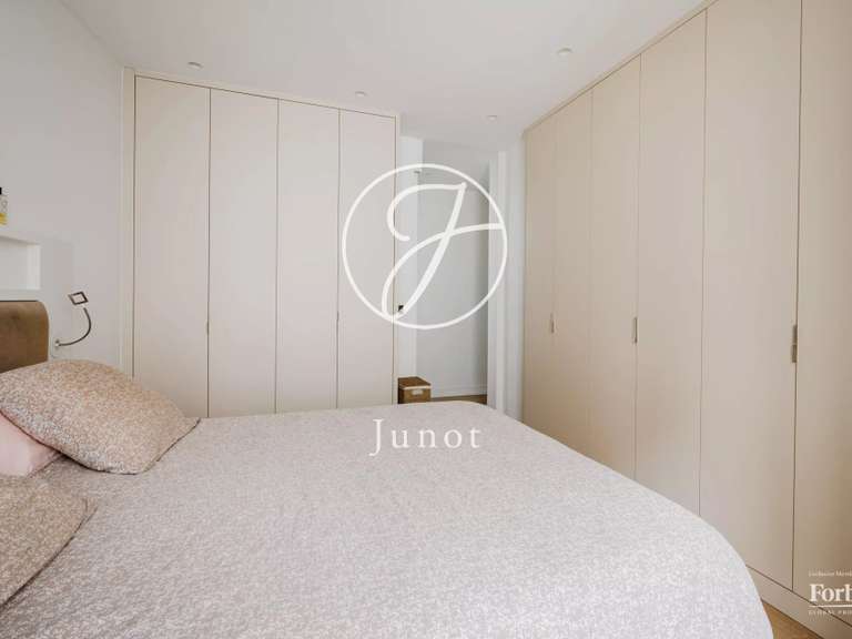 Appartement Paris 16e - 2 chambres - 94m²