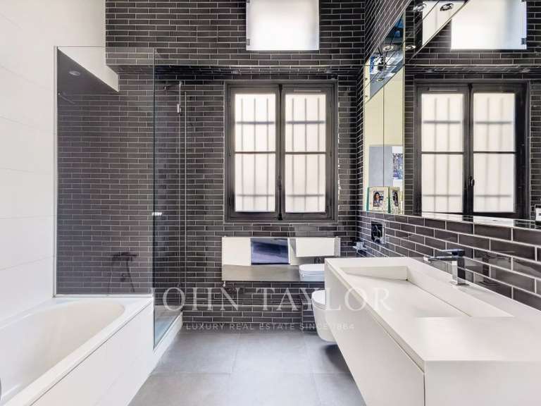 Appartement Paris 16e - 5 chambres - 355m²