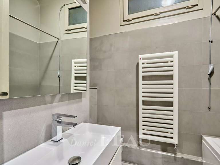 Appartement Paris 16e - 2 chambres - 91m²