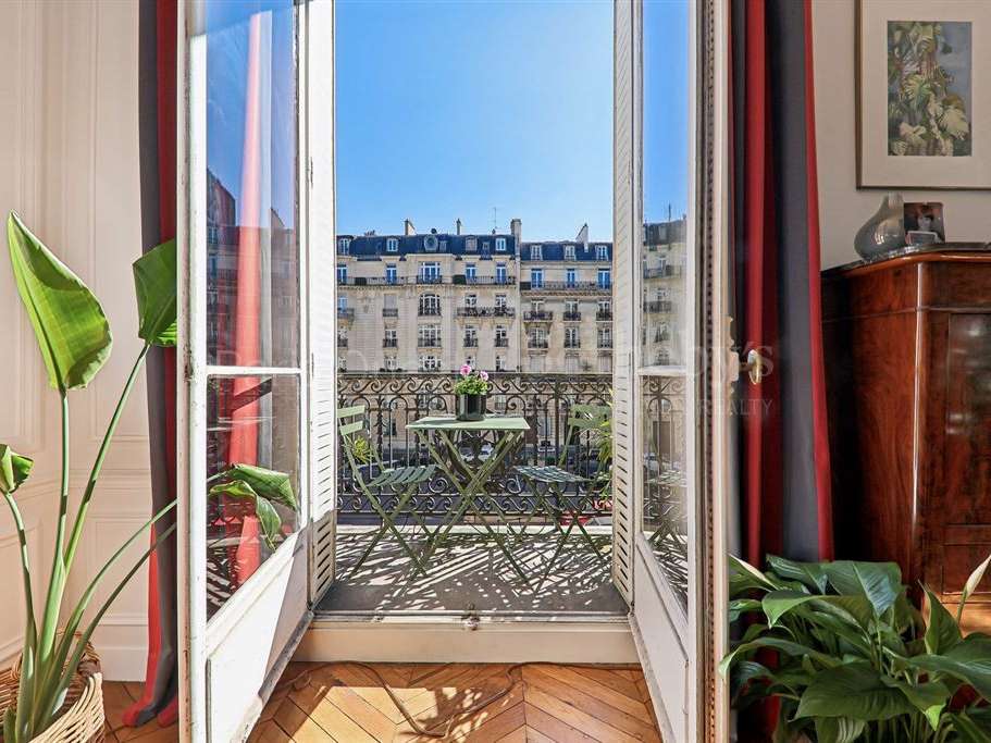Apartment Paris 16e
