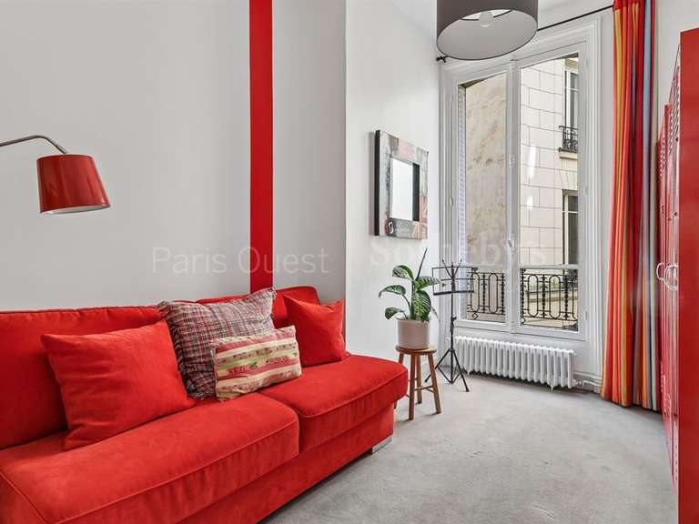 Appartement Paris 16e - 5 chambres - 221m²