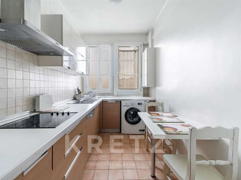 Appartement Paris 16e - 2 chambres - 106m²