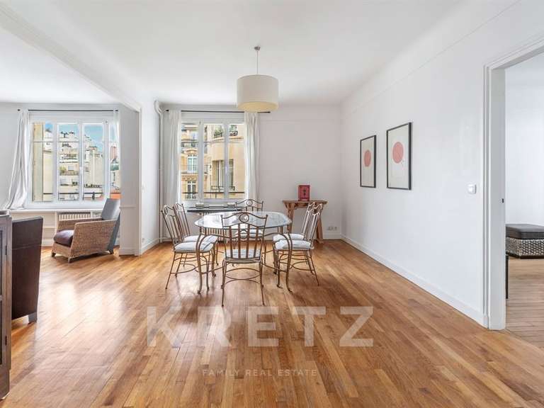 Appartement Paris 16e - 2 chambres - 106m²