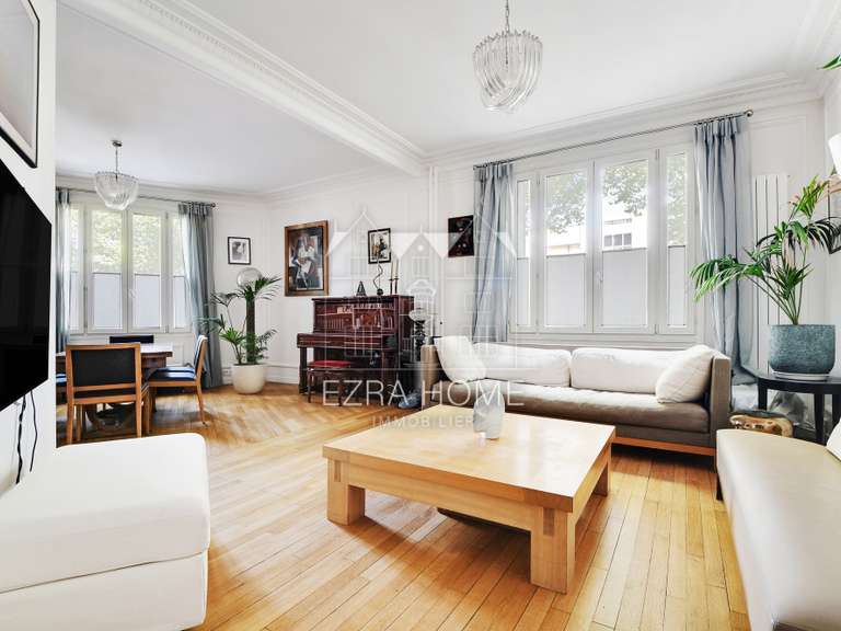 Appartement Paris 16e - 2 chambres - 100m²