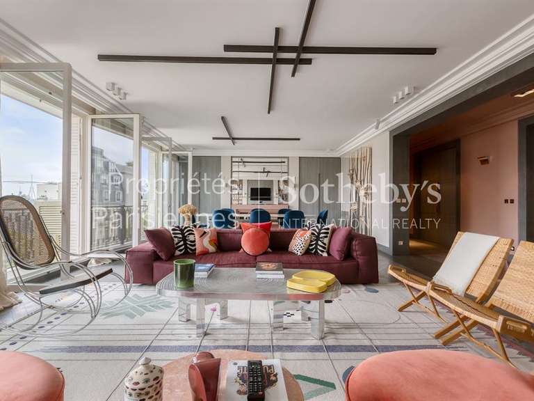Appartement Paris 16e - 4 chambres - 240m²