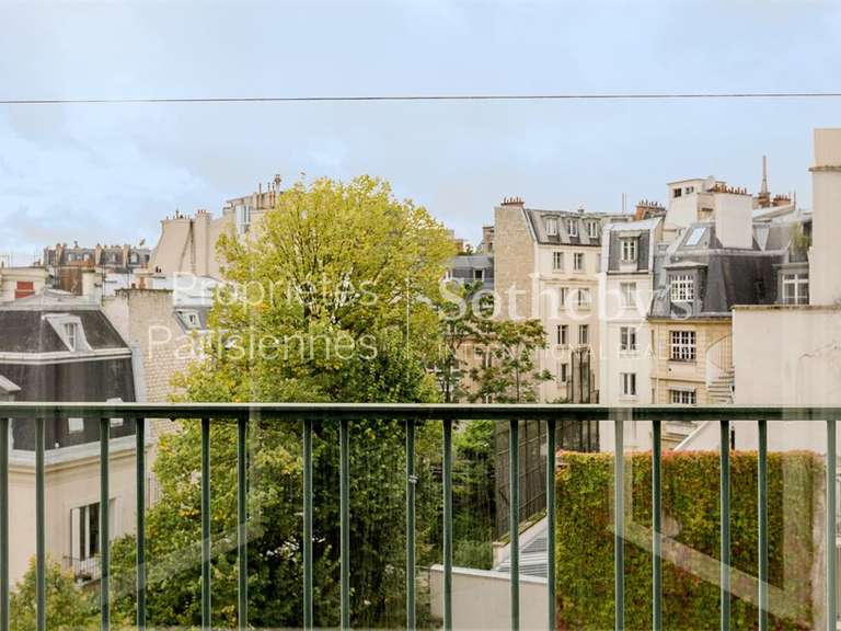Appartement Paris 16e - 4 chambres - 240m²