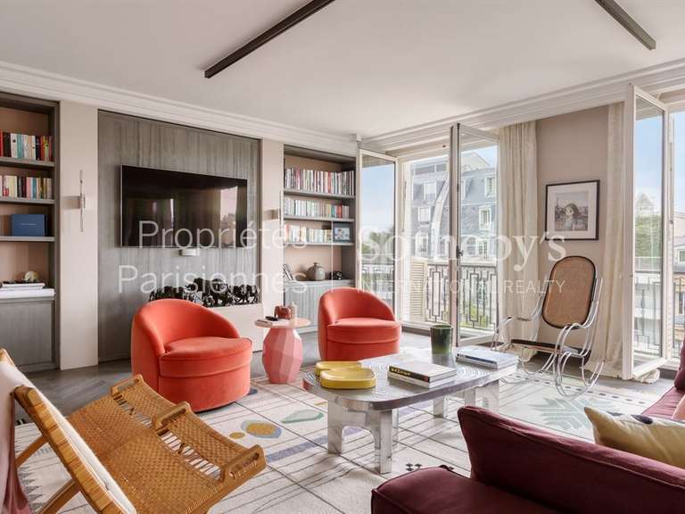 Appartement Paris 16e - 4 chambres - 240m²