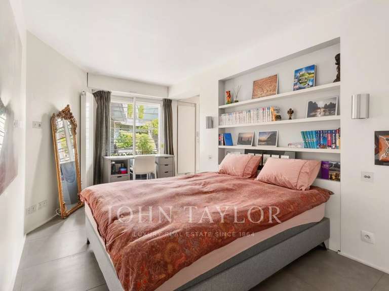Appartement Paris 16e - 3 chambres - 170m²