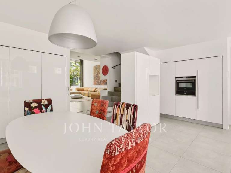 Appartement Paris 16e - 3 chambres - 170m²