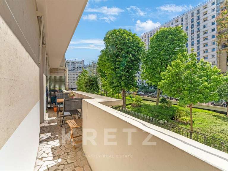Appartement Paris 16e - 2 chambres - 116m²